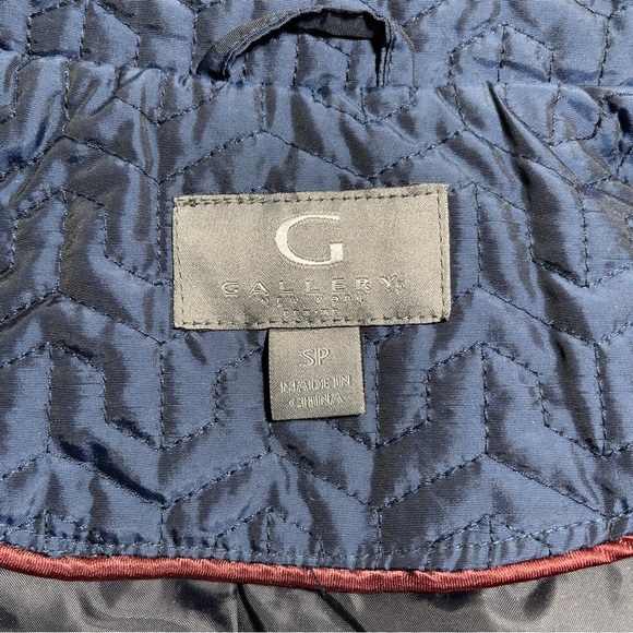 Gallery Lord & Taylor Women’s Hooded Quilted Jacket in Blue Size SP - Picture 9 of 11